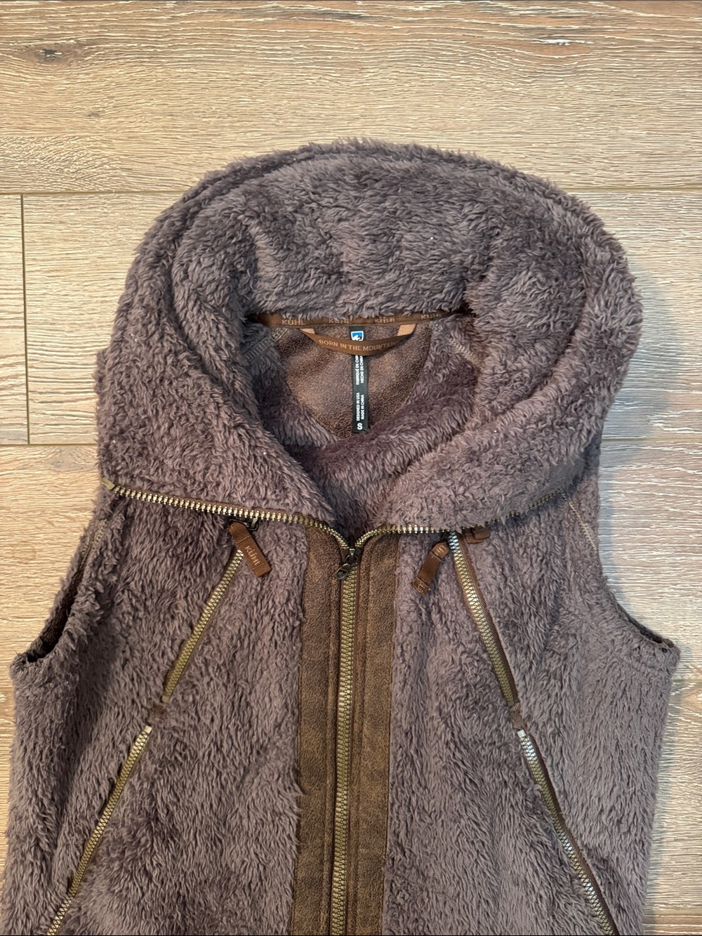 Kuhl Plush Fleece Vest — Brown Small - Picture 3 of 12